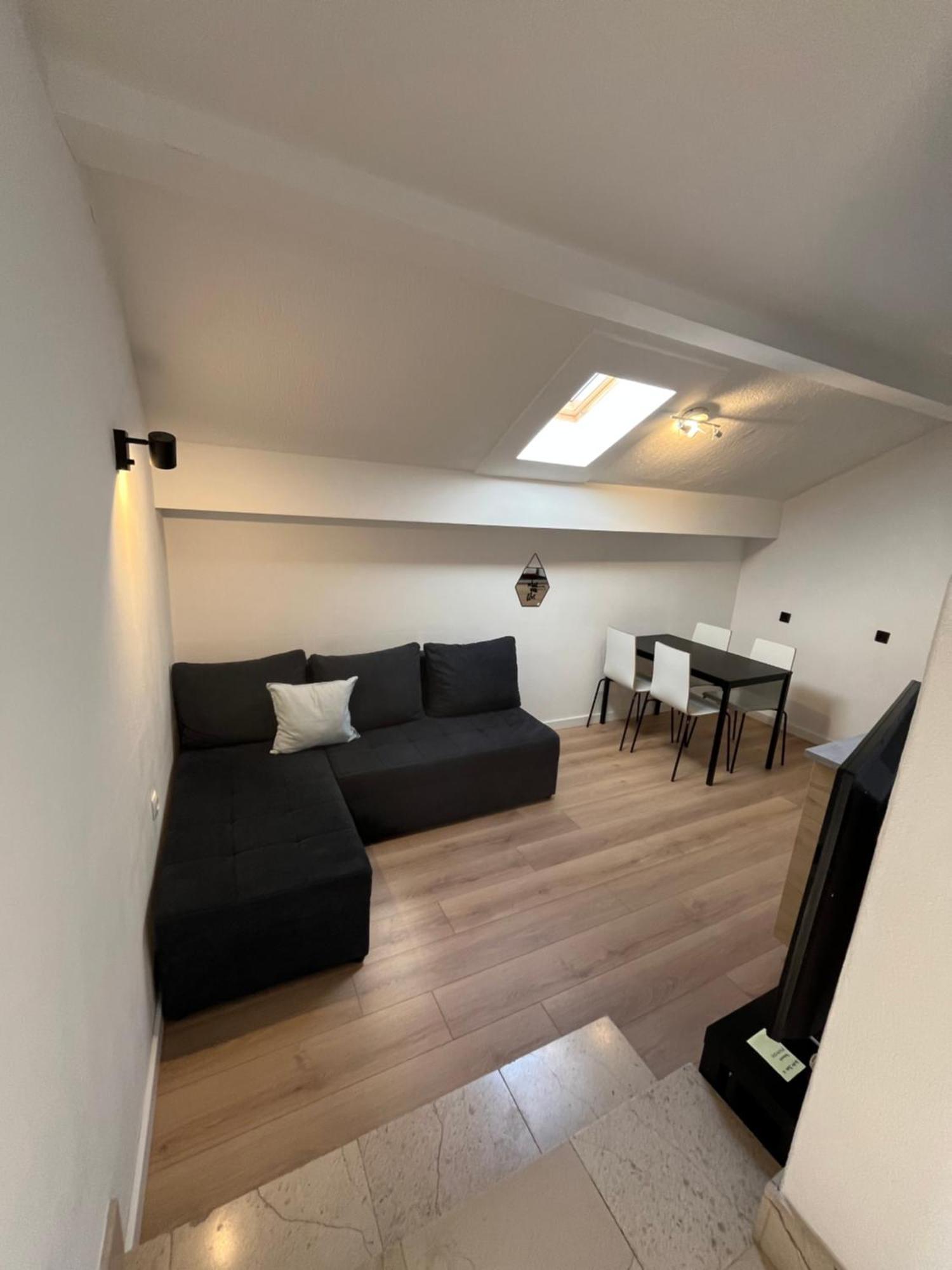 Apartments And Rooms Bozena Vodice Exterior photo
